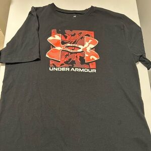 Under Armour Black and Red Short Sleeve Tee